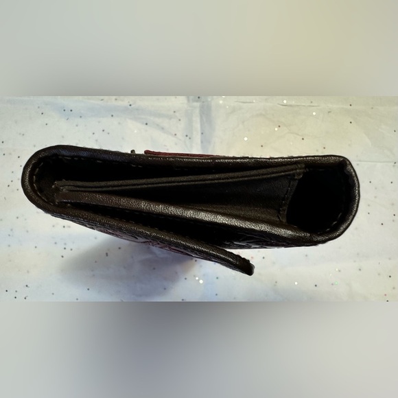 Relic Tri-Fold Snap Wallet Red&Brow. - Picture 9 of 9